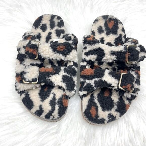 Leopard Sherpa cozy sandals 8.0 two buckle faux fur animal print sleeper… - Picture 1 of 9